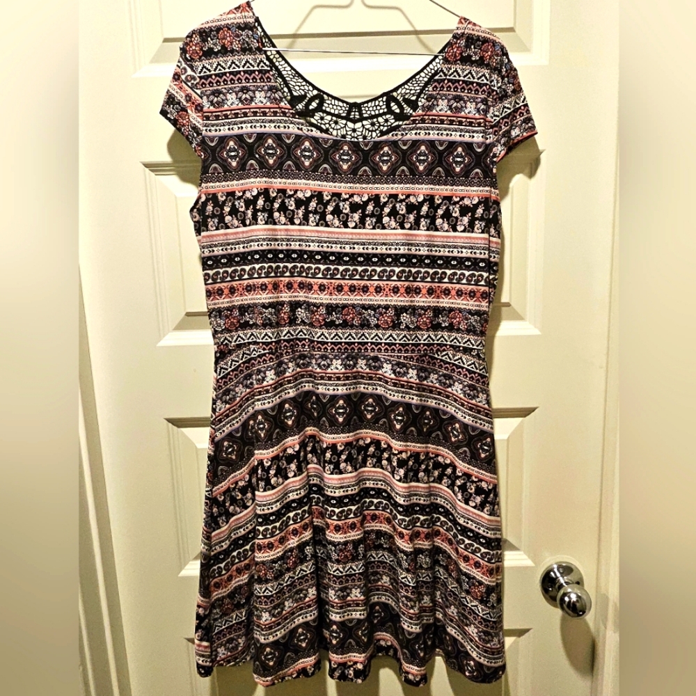 Junior's No Boundaries Lace Back Dress, Size 15/17